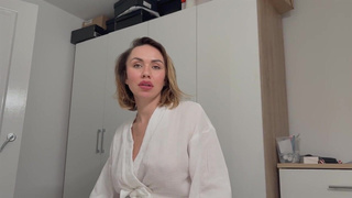 Я потом ей точно помогу, обещаю ?? Но сначала трахну и обкончаю