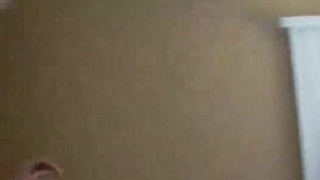 Мама отсосала своему сыну который мастурбировал