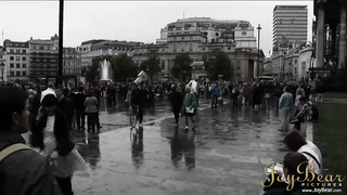 Развратная мама и дочурка в порно инцесте втроем