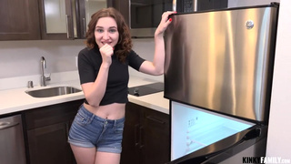 Член брата оказался вкусней чем у бойфренда